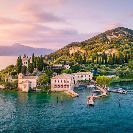 Absentia 1763 Garda Boutique Home - Lake Front Brenzone sul Garda Exterior photo